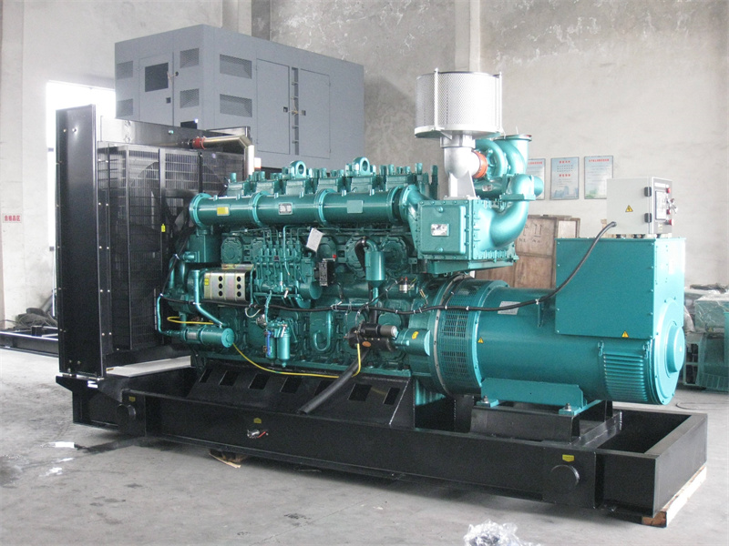 平桥200KW 柴油发电机的油耗是多少?
